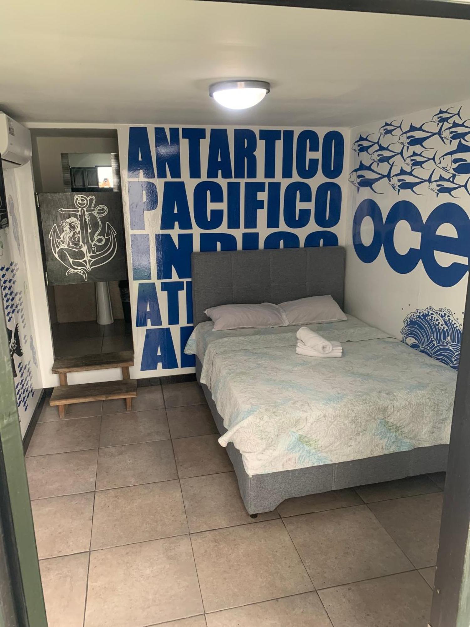 Hostal Loco Coco Loco Panamaváros Kültér fotó